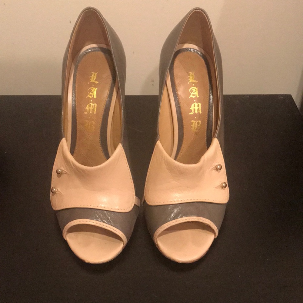 L.A.M.B (Love, Angel, Music, Baby), Leather Heels